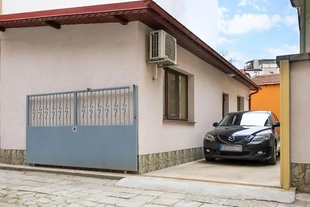 'Little Little' House In The Town Center & Parking Appartement Plovdiv 0*,  Bulgarije