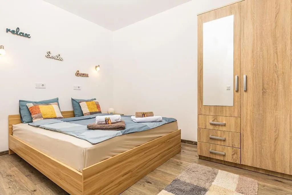 'Little Little' House In The Town Center & Parking Appartement Plovdiv Bulgarije