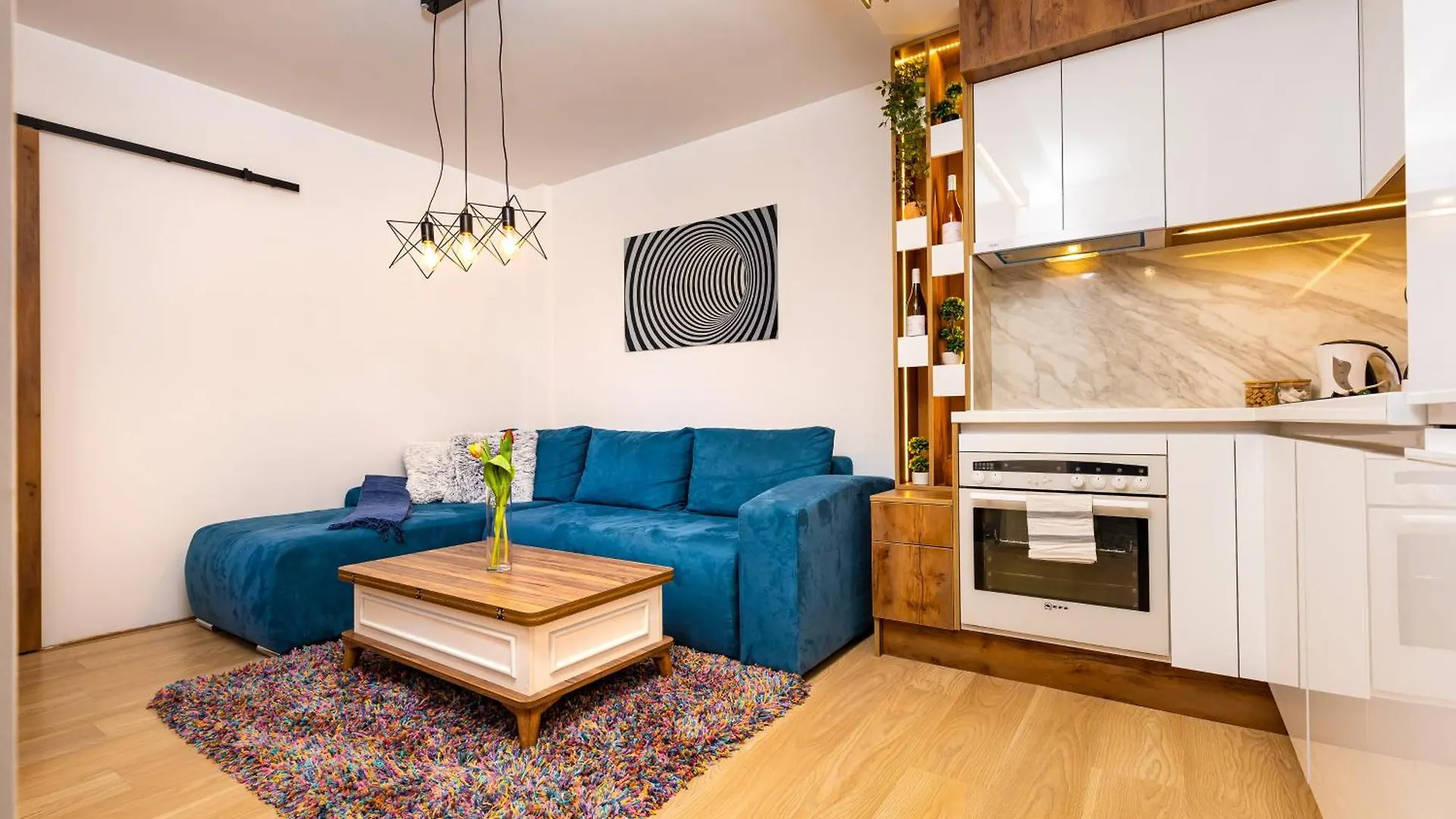 'Little Little' House In The Town Center & Parking Appartement Plovdiv 0*,  Bulgarije